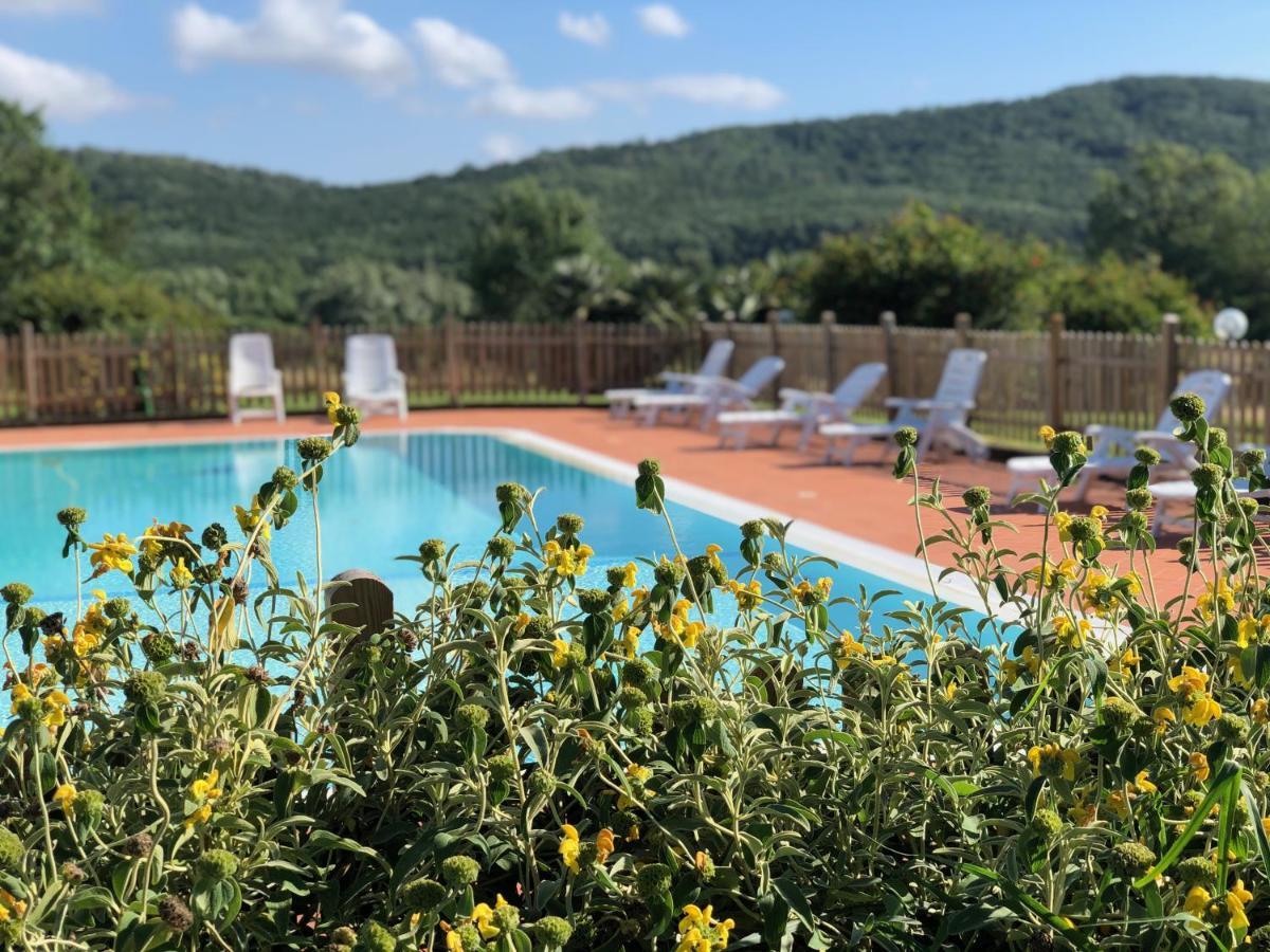 Agriturismo Santa Lorica Sassetta Eksteriør billede